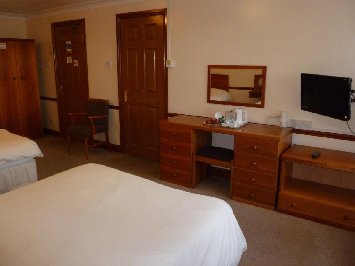 Hotel Tafarn Y Rhos Llangefni Camera foto