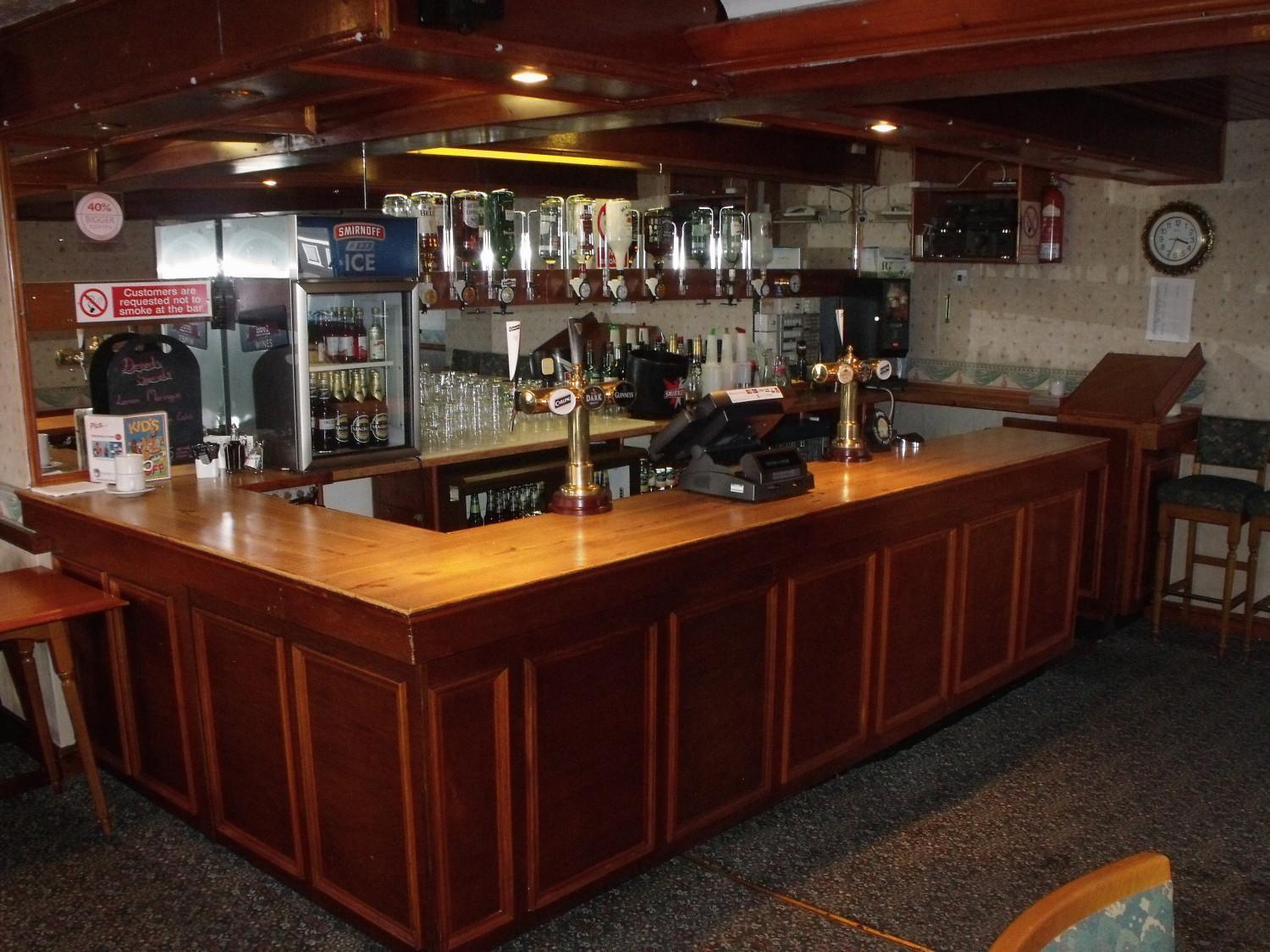 Hotel Tafarn Y Rhos Llangefni Esterno foto
